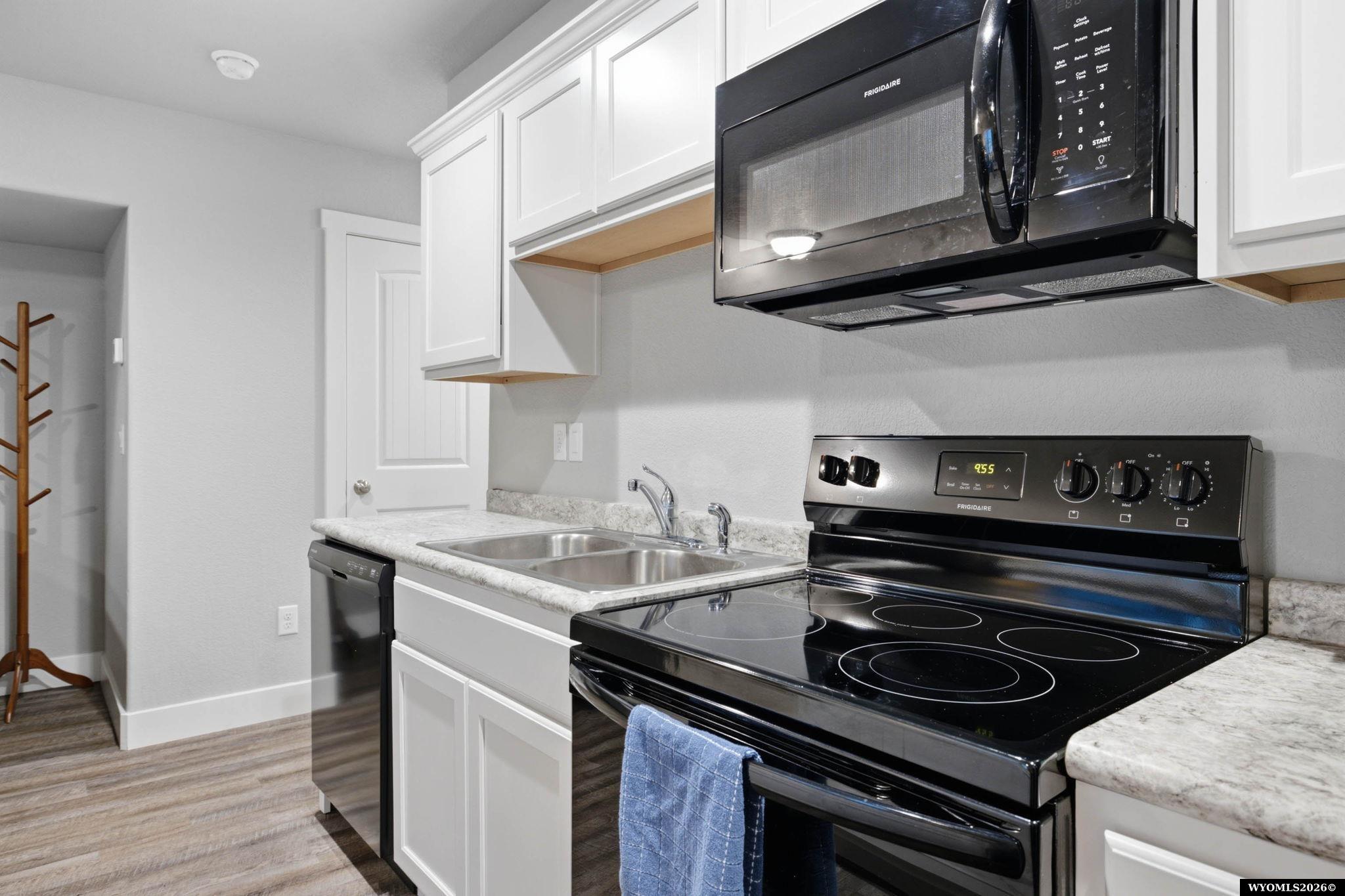 5971 Poison Spider Road Mills, WY 82604 - Photo 10 of 24 Gallery Image 10