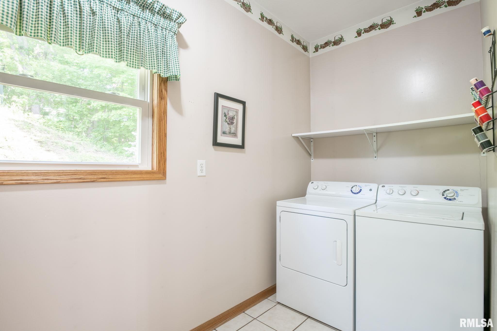 22155 Spring Creek Road Washington, IL 61571 - Photo 26 of 45 Gallery Image 26