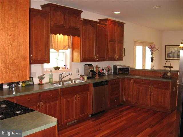 584 Mountain Road Newville, PA 17241 - Photo 4 of 14 Gallery Image 4