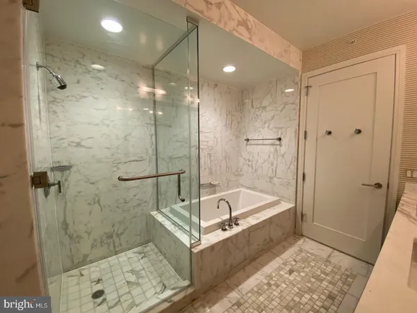 $6,800 | 1414 South Penn Square, Unit 15F, Philadelphia, PA 19102