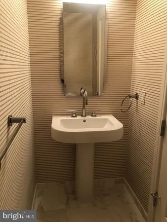 $6,800 | 1414 South Penn Square, Unit 15F, Philadelphia, PA 19102