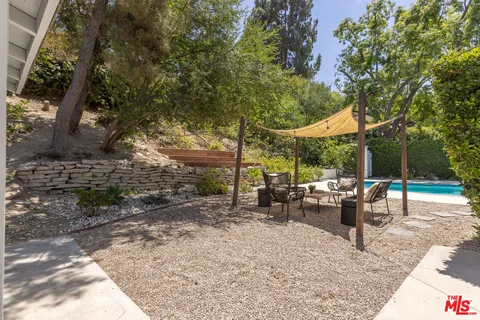 $1,595,000 | 5071 Shirley Avenue, Tarzana, CA 91356