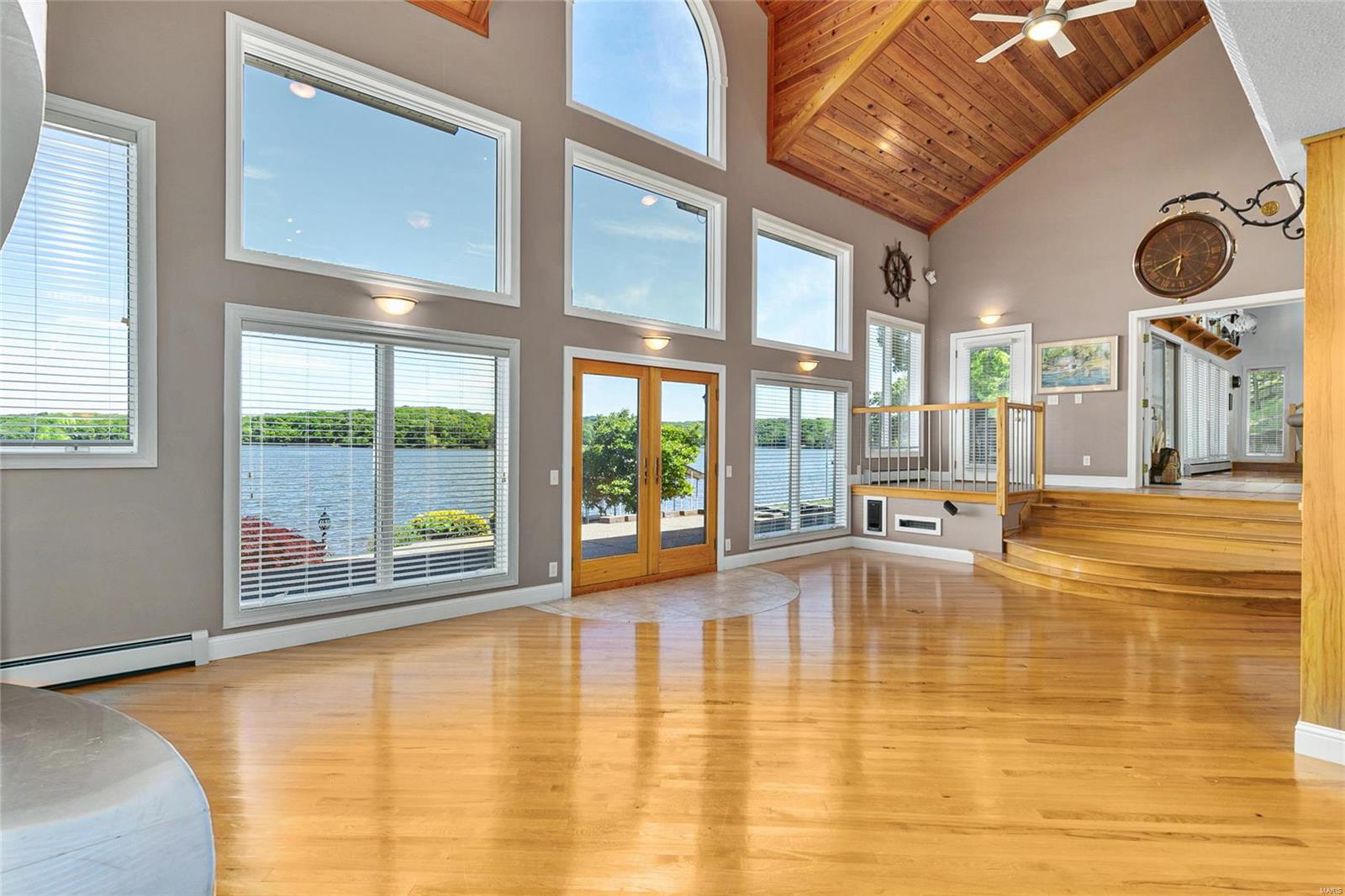 72 Solar Circle Litchfield, IL 62056 - Photo 2 of 56