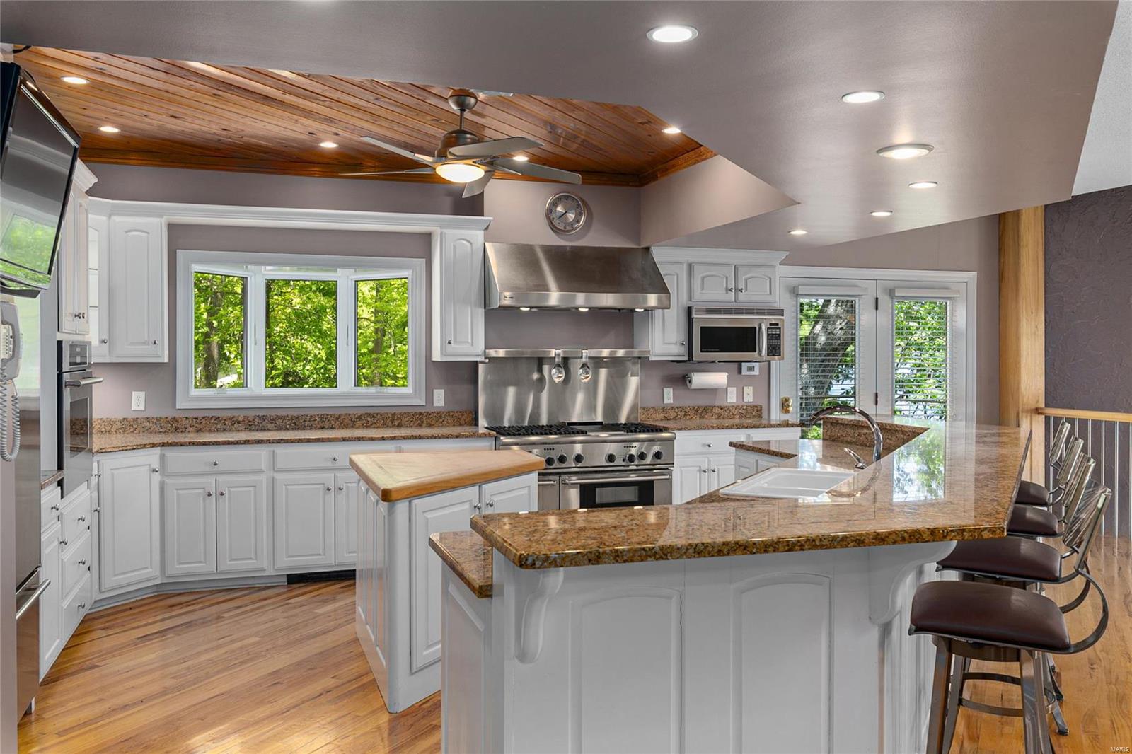 72 Solar Circle Litchfield, IL 62056 - Photo 16 of 56