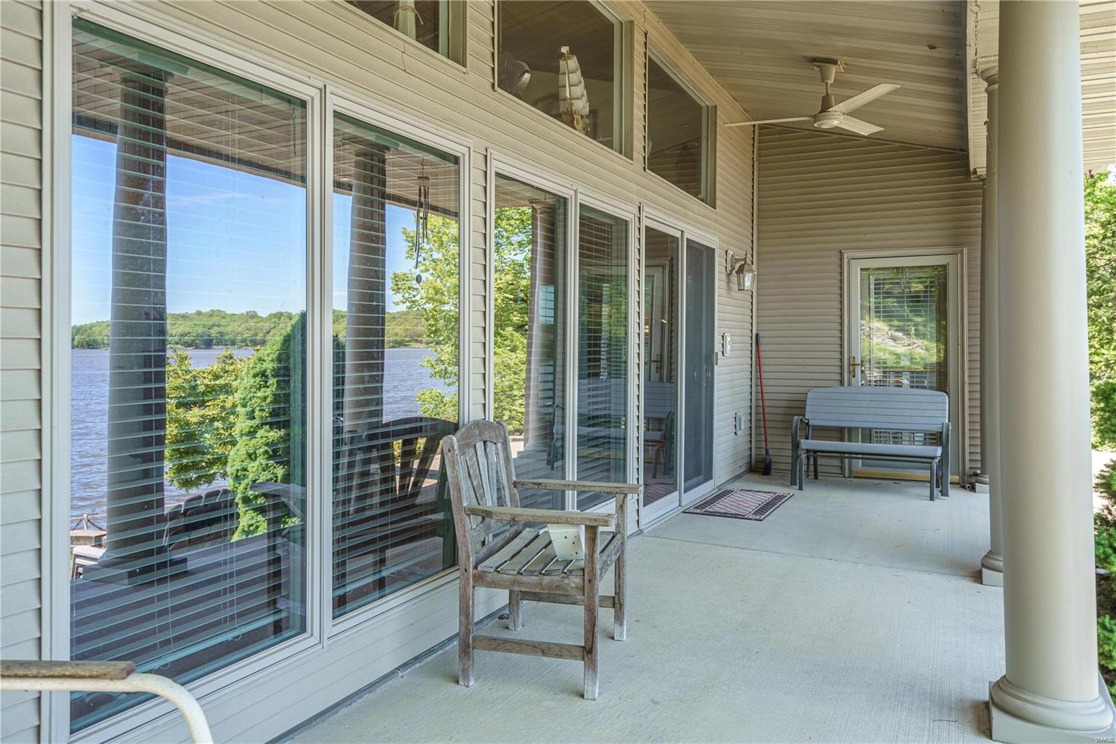 72 Solar Circle Litchfield, IL 62056 - Photo 6 of 56