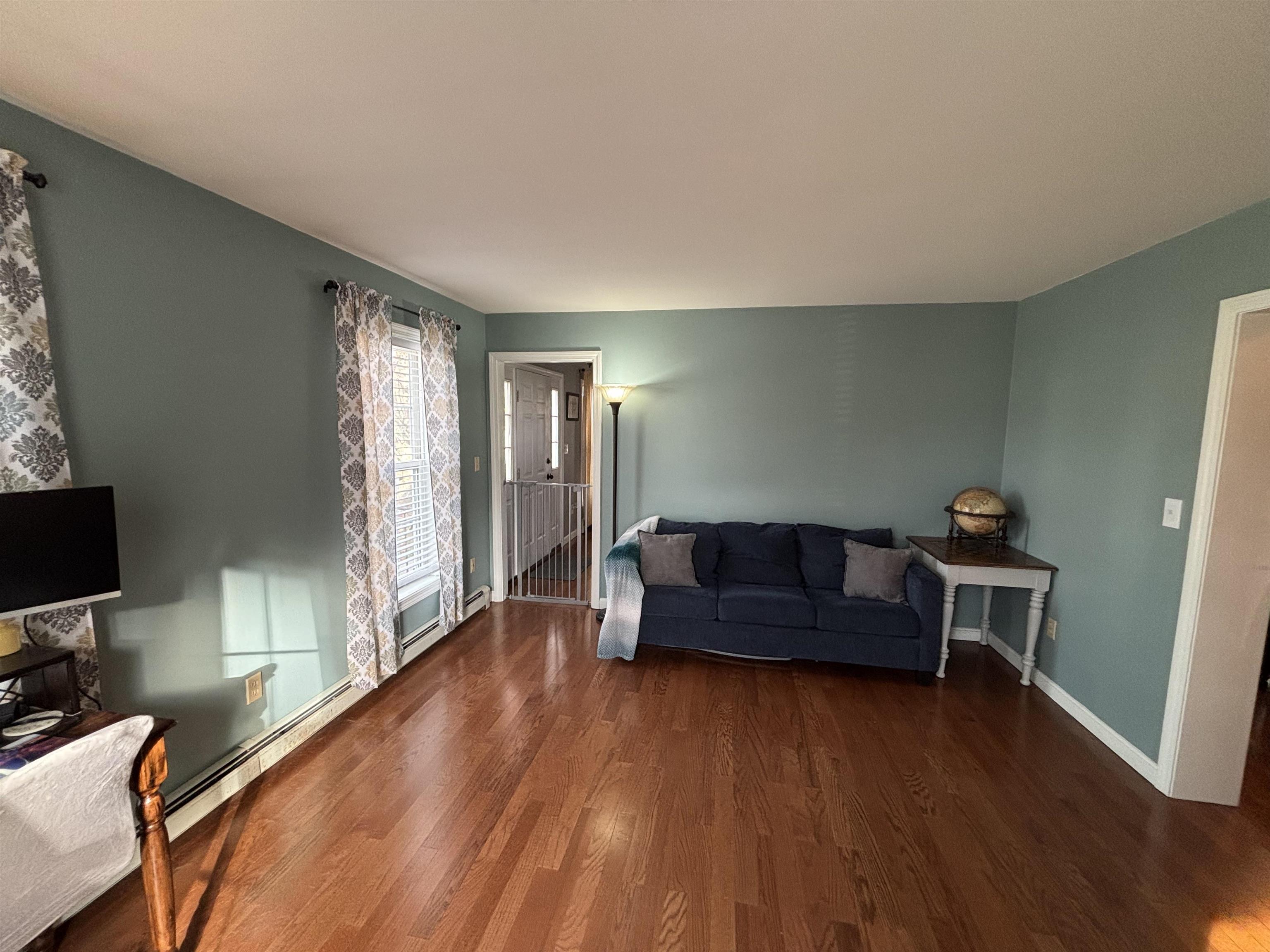 13 Sullivan Drive Dover, NH 03820 - Photo 17 of 37