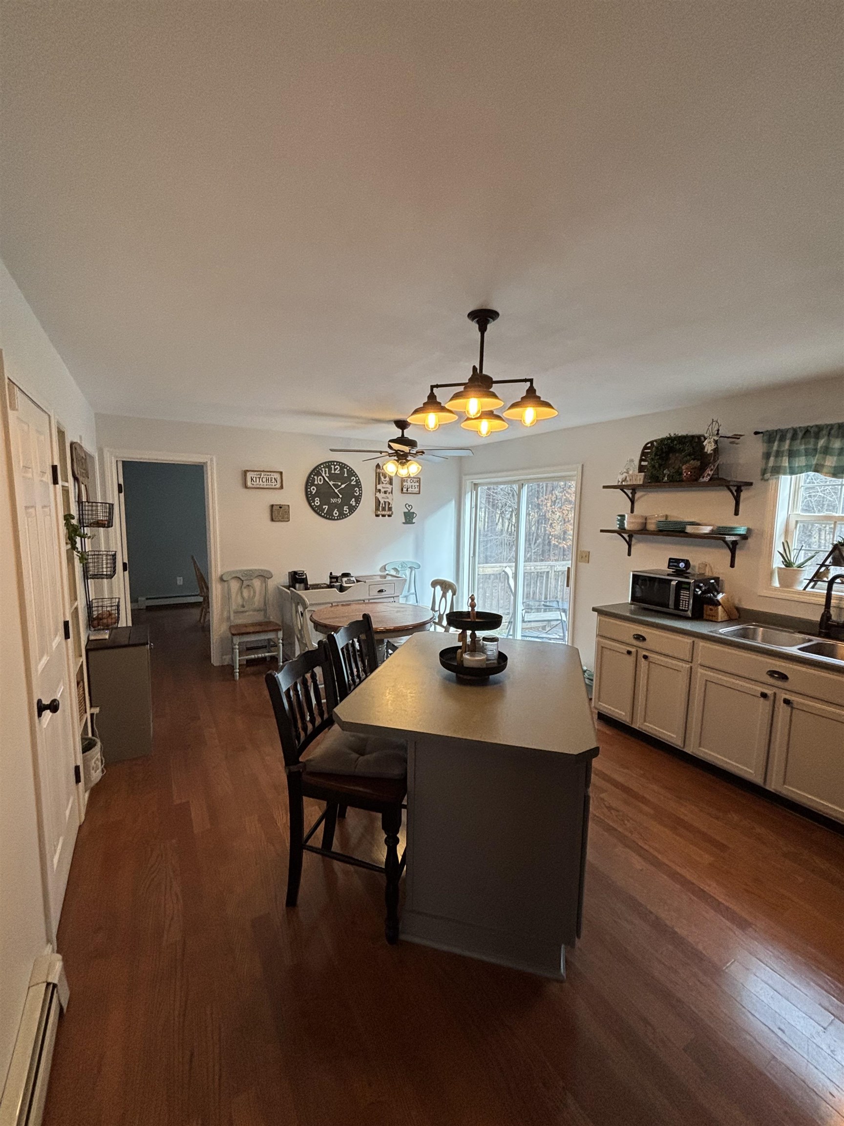 13 Sullivan Drive Dover, NH 03820 - Photo 2 of 37