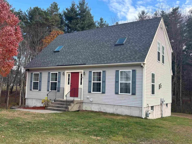 $629,000 | 13 Sullivan Drive, Dover, NH 03820