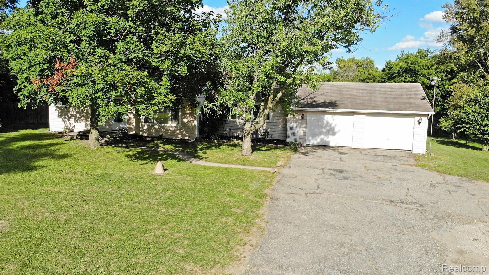 4327 South State Road Davison, MI 48423 - Photo 3 of 68 Aerial Front
