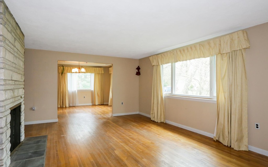 5 Hadley Road Lexington, MA 02420 - Photo 4 of 14 Gallery Image 4