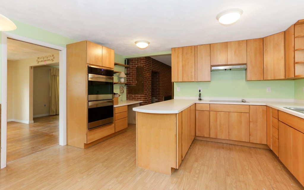 5 Hadley Road Lexington, MA 02420 - Photo 7 of 14 Gallery Image 7
