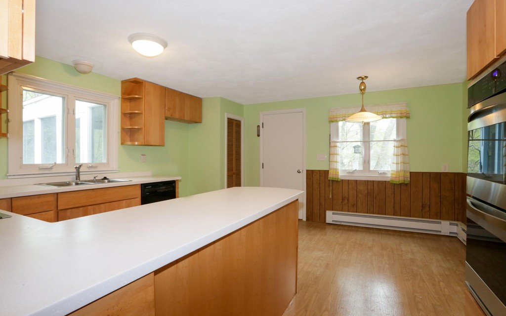 5 Hadley Road Lexington, MA 02420 - Photo 8 of 14 Gallery Image 8