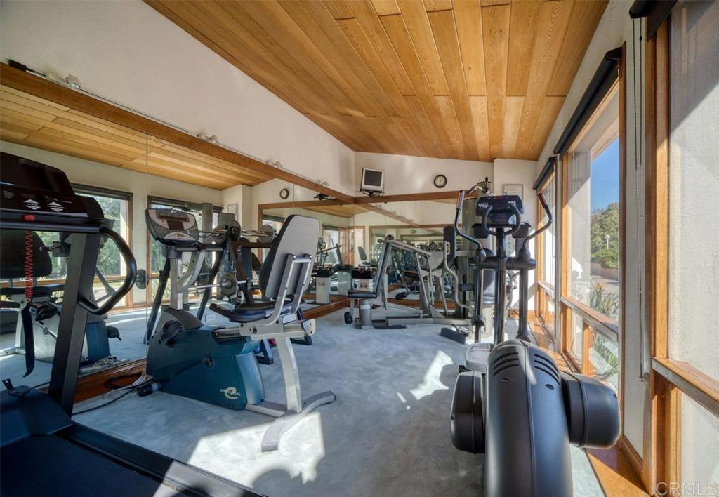 Tijuana-ensenada Transp Highway Sanger, CA 93657 - Photo 26 of 38 a view of a room with gym equipment