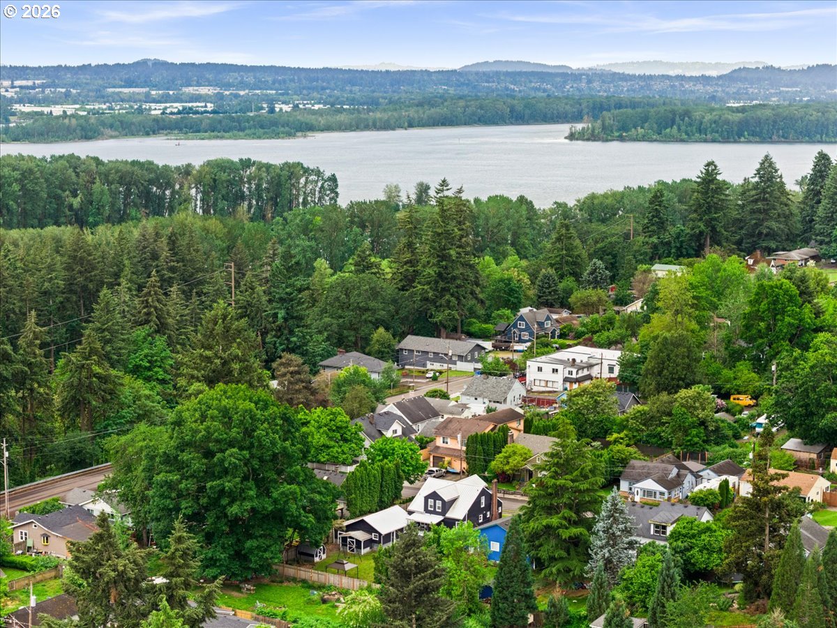 622 Southwest Utah Street Camas, WA 98607 - Photo 43 of 44 a view of lake and mountain view