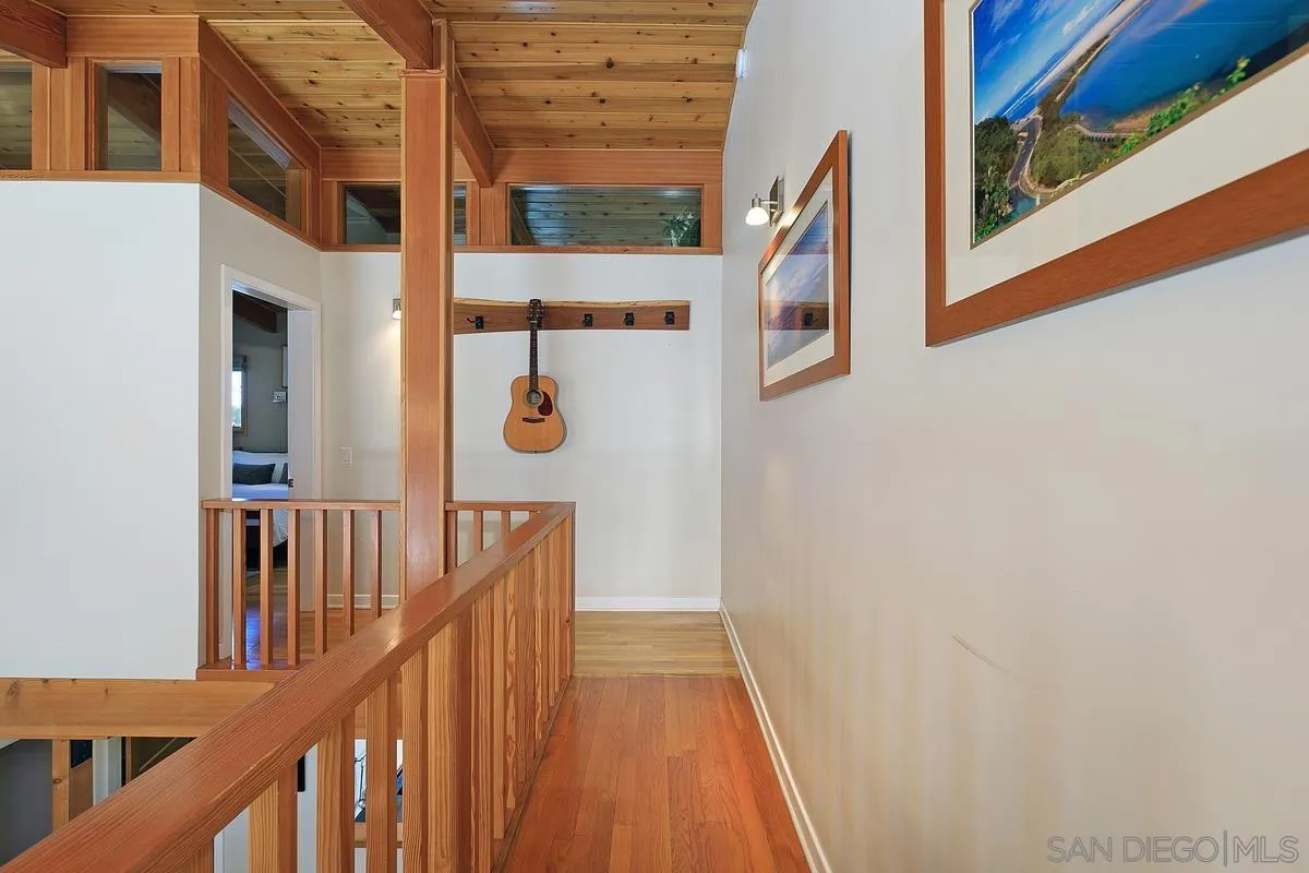 345 Neptune Avenue Encinitas, CA 92024 - Photo 14 of 29