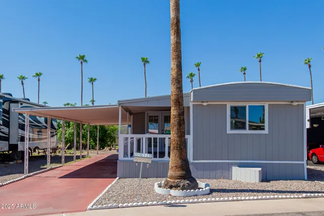 $60,000 | 2050 West Dunlap Avenue, Unit D52, Phoenix, AZ 85021