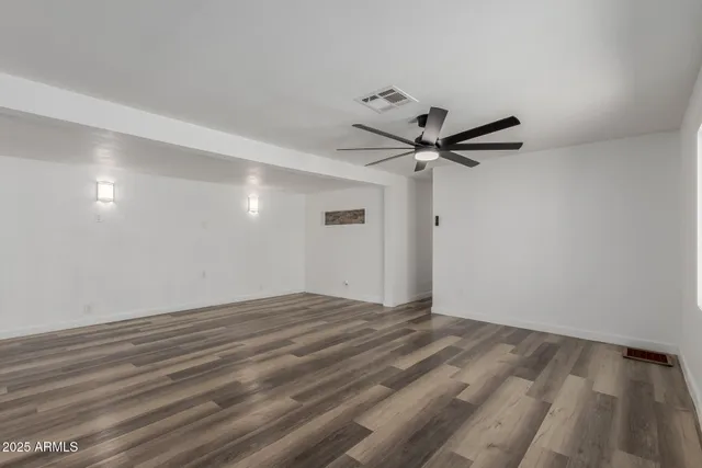 $60,000 | 2050 West Dunlap Avenue, Unit D52, Phoenix, AZ 85021