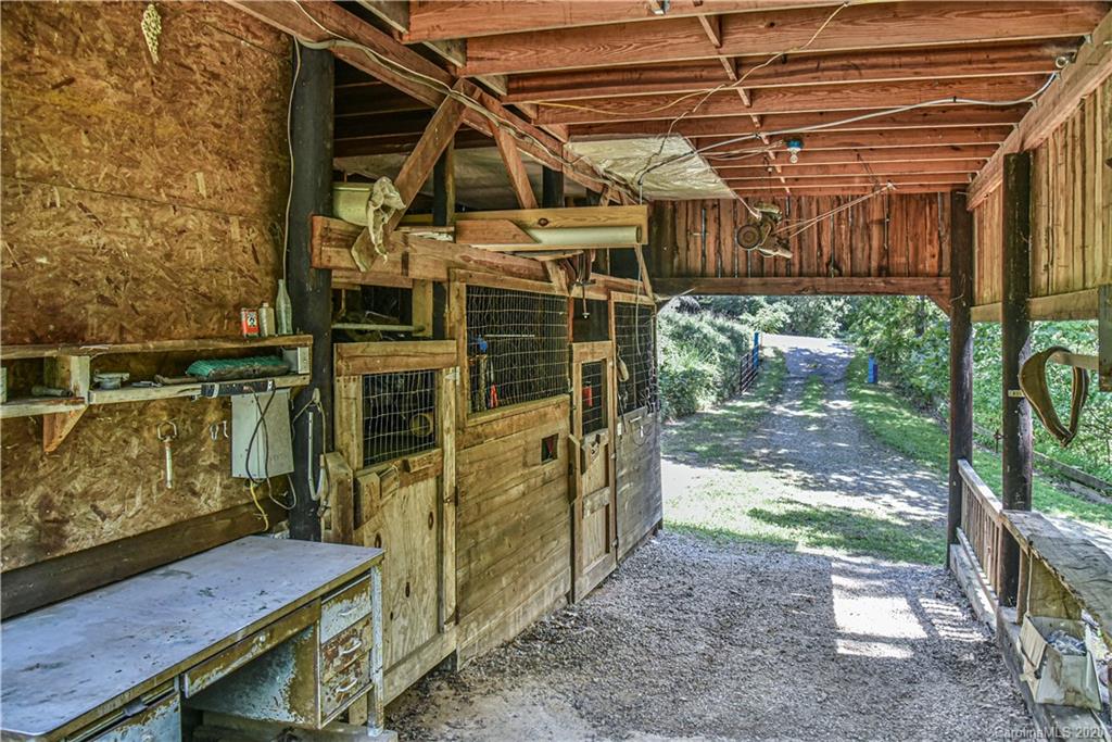 6295 Crabtree Road Clyde, NC 28721 - Photo 11 of 37 a view of a pathway of a house