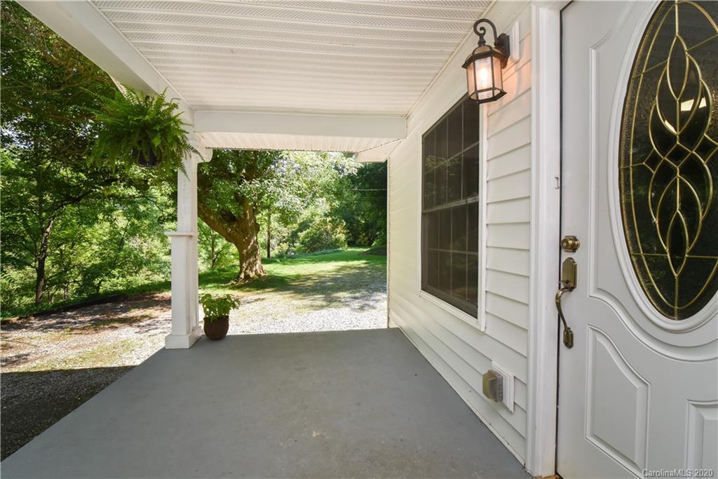 6295 Crabtree Road Clyde, NC 28721 - Photo 20 of 37 a view of a walk in closet