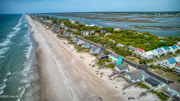 $1,299,000 | 103 Katelyn Drive, Surf City, NC 28445