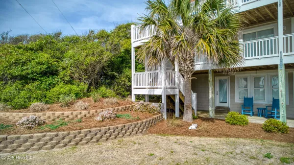 $1,299,000 | 103 Katelyn Drive, Surf City, NC 28445