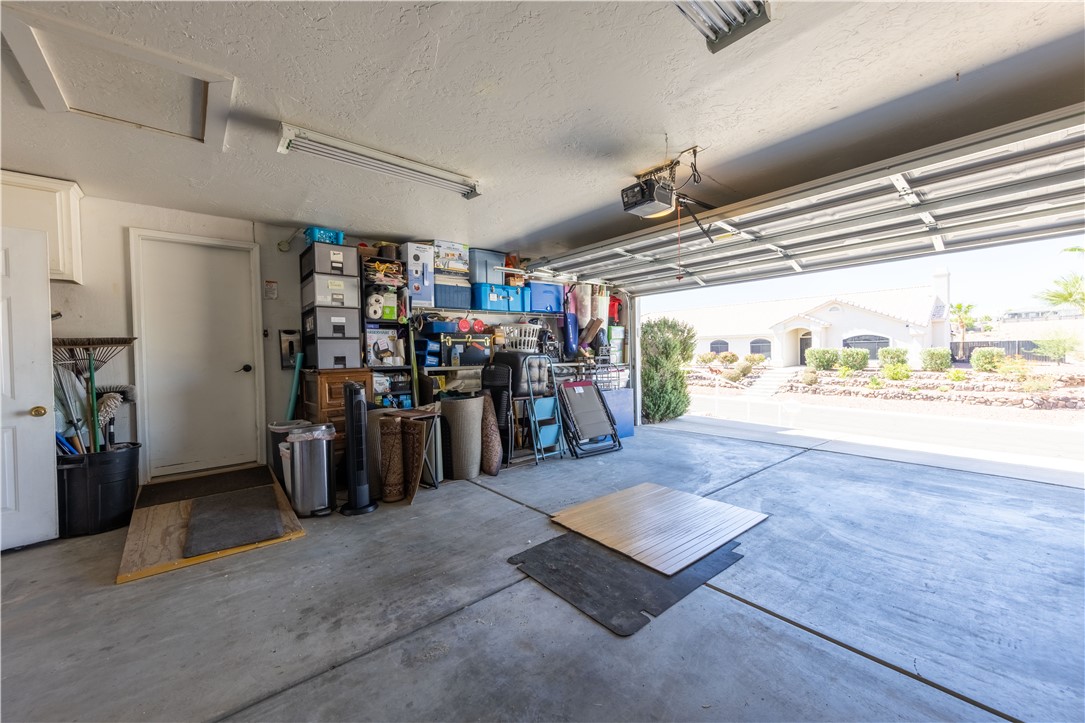 2430 South Ridge Avenue Bullhead City, AZ 86429 - Photo 37 of 57