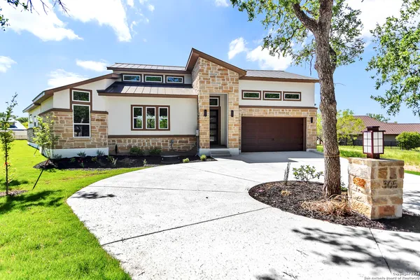 $4,000 | 305 Fire Dance, Horseshoe Bay, TX 78657