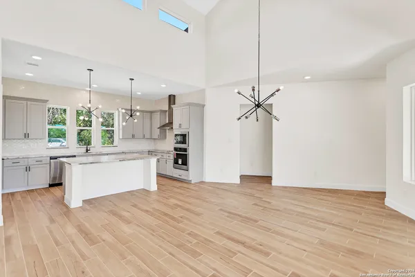 $4,000 | 305 Fire Dance, Horseshoe Bay, TX 78657