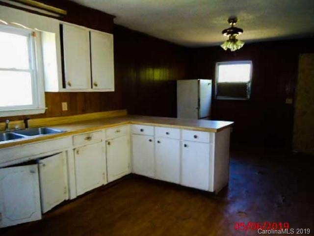 403 State Rd S-44-70 Union, SC 29379 - Photo 6 of 13