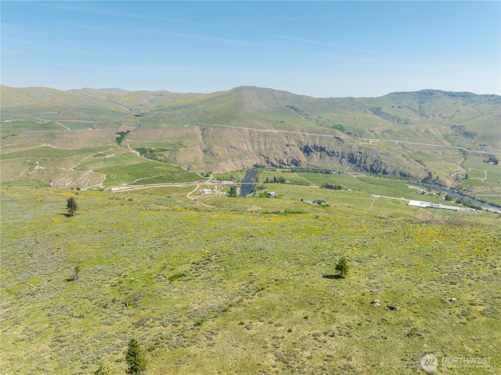 0 Goat Ridge, Unit 7 Pateros, WA 98846 - Photo 37 of 40 a view of an ocean