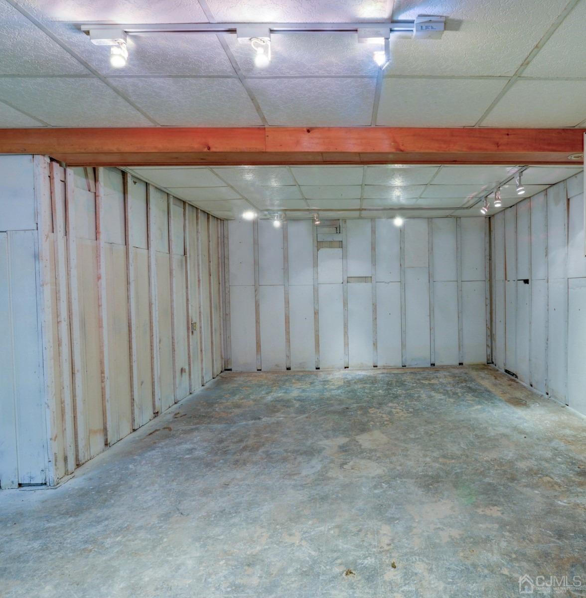 537 Ford Avenue Fords, NJ 08863 - Photo 27 of 31 a view of an empty room