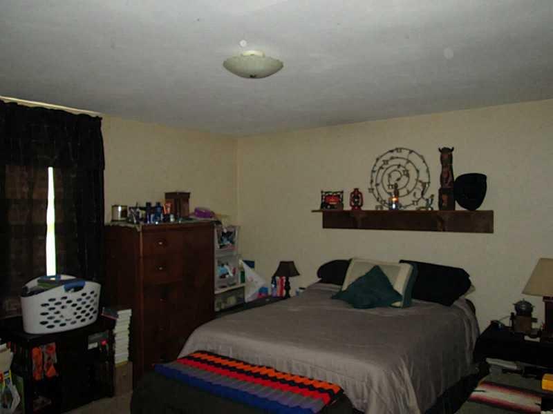 1108 Davis Butler, PA 16001 - Photo 12 of 14 Gallery Image 12