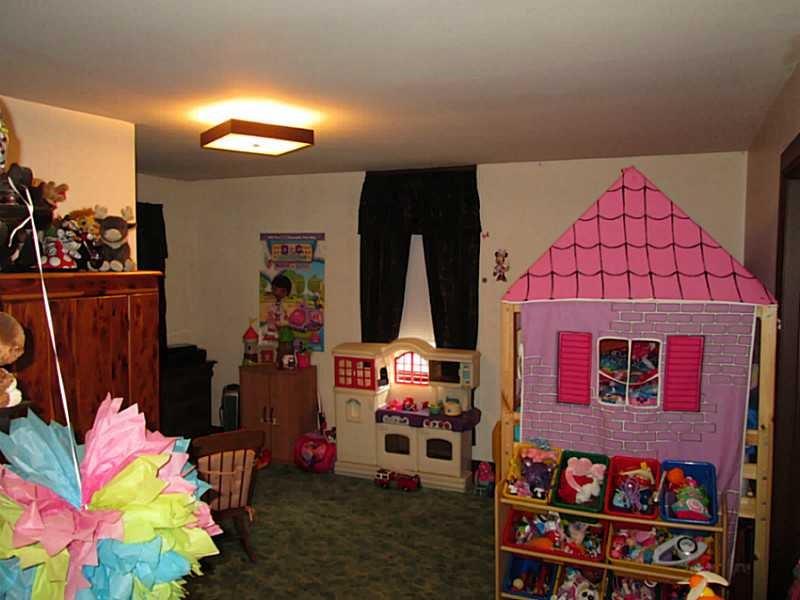 1108 Davis Butler, PA 16001 - Photo 14 of 14 Gallery Image 14