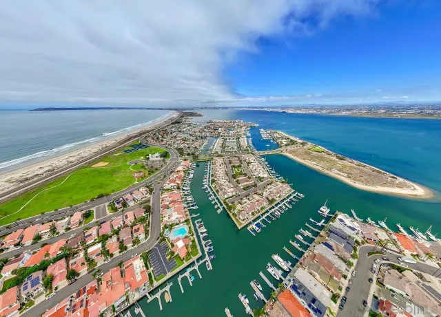 $1,799,000 | 94 Kingston Court West, Coronado, CA 92118