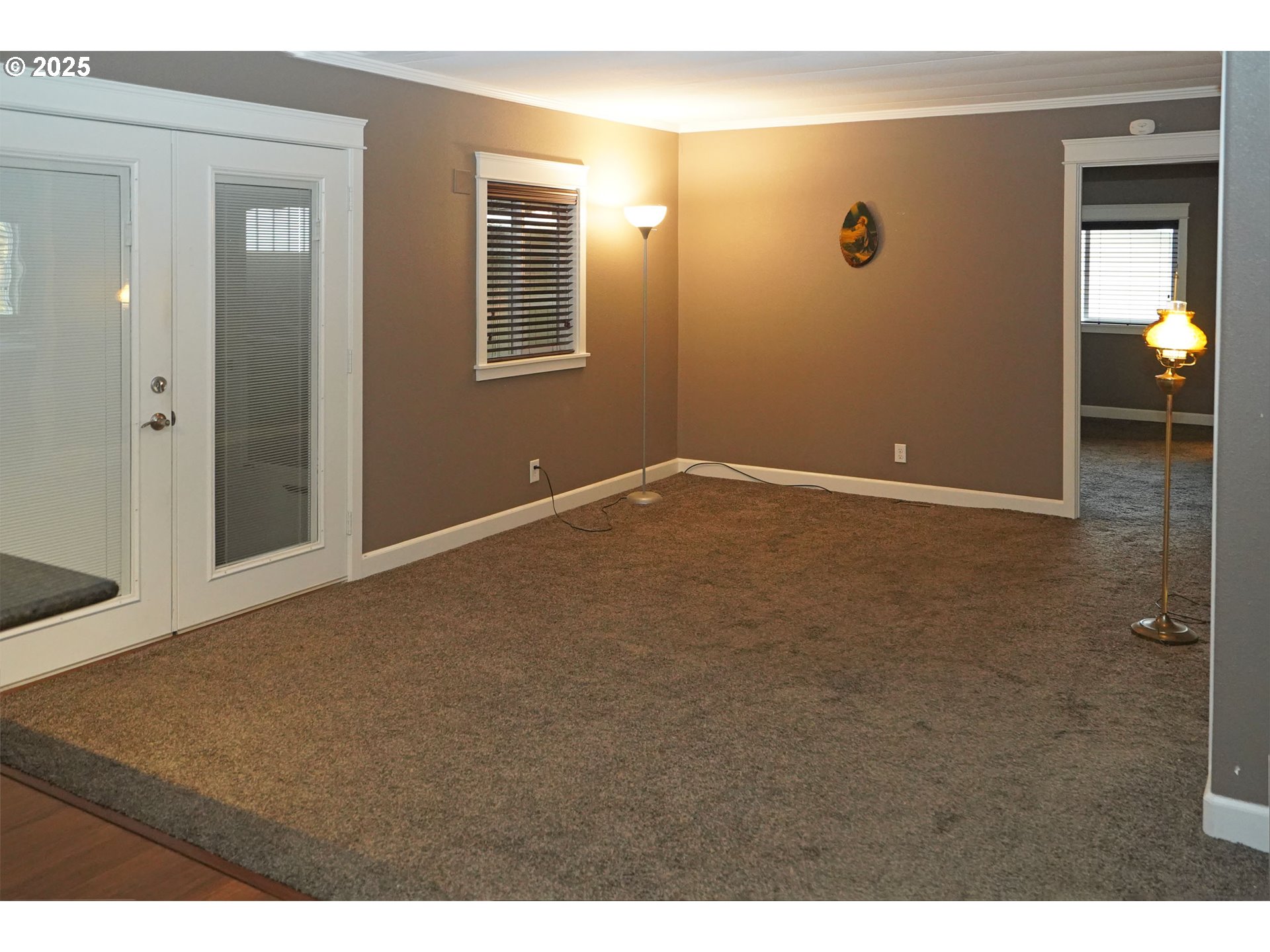 15411 Southeast Mill Plain Boulevard, Unit D3 Vancouver, WA 98684 - Photo 11 of 23 a view of an empty room with a window