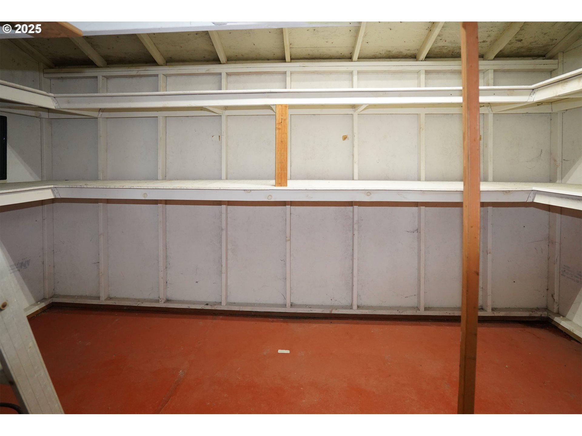 15411 Southeast Mill Plain Boulevard, Unit D3 Vancouver, WA 98684 - Photo 20 of 23 a view of wooden floor