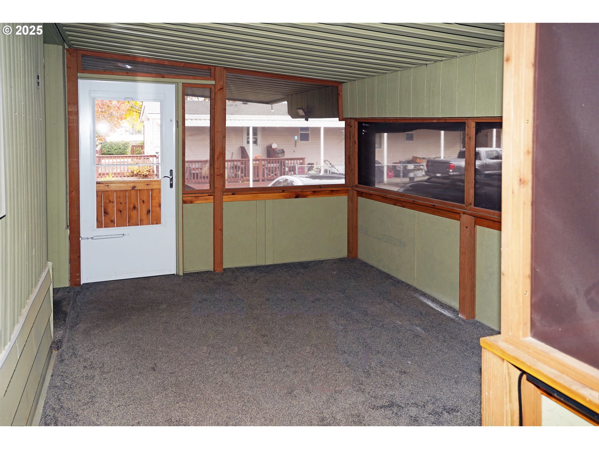15411 Southeast Mill Plain Boulevard, Unit D3 Vancouver, WA 98684 - Photo 4 of 23 a view of a room that has a large window
