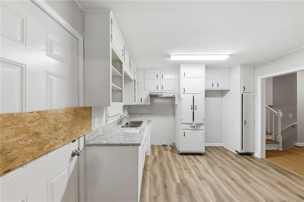 1779 Gretna Green Way Decatur, GA 30035 - Photo 11 of 36
