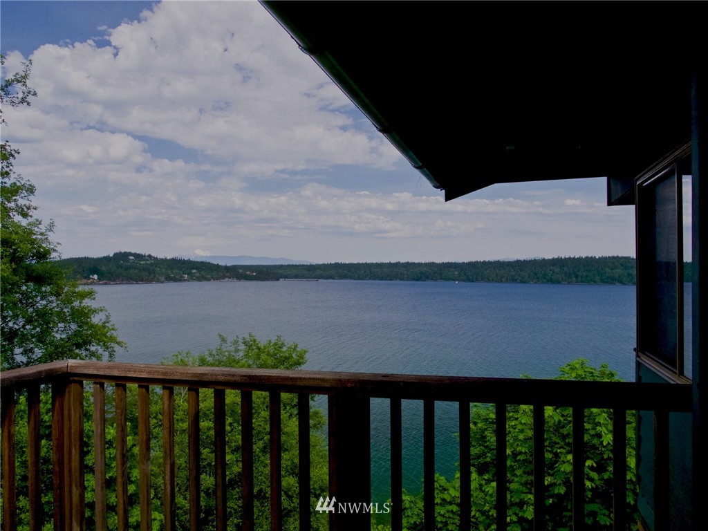 14189 Gibralter Road Anacortes, WA 98221 - Photo 1 of 22 Gallery Image 1
