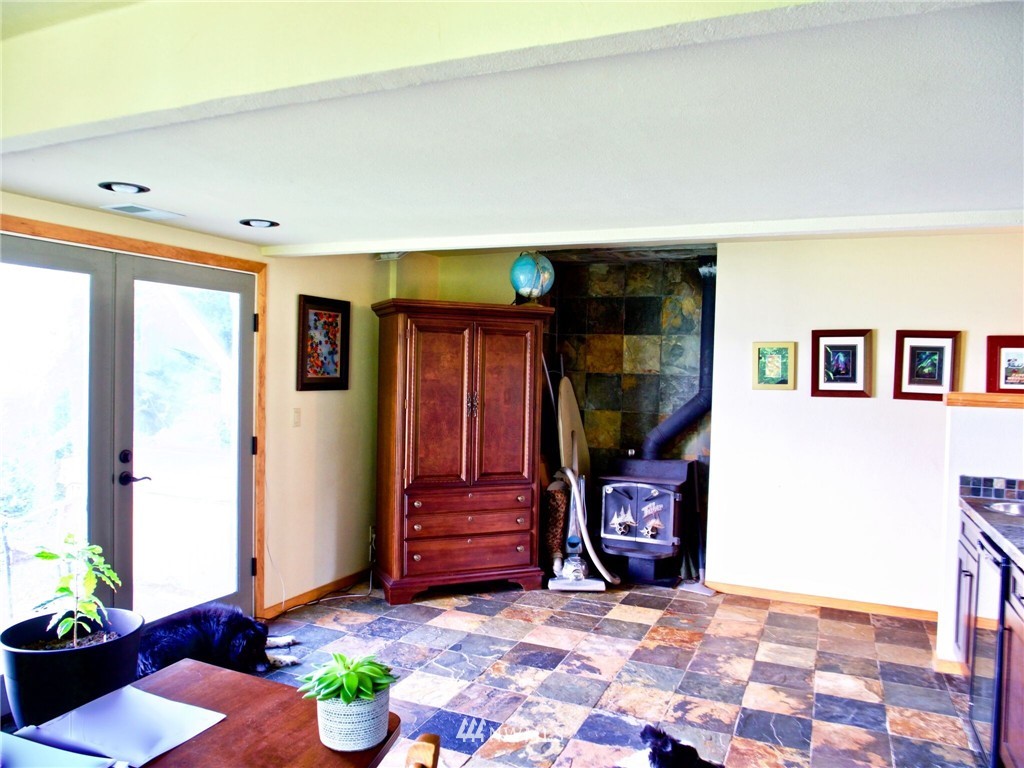 14189 Gibralter Road Anacortes, WA 98221 - Photo 20 of 22 Gallery Image 20