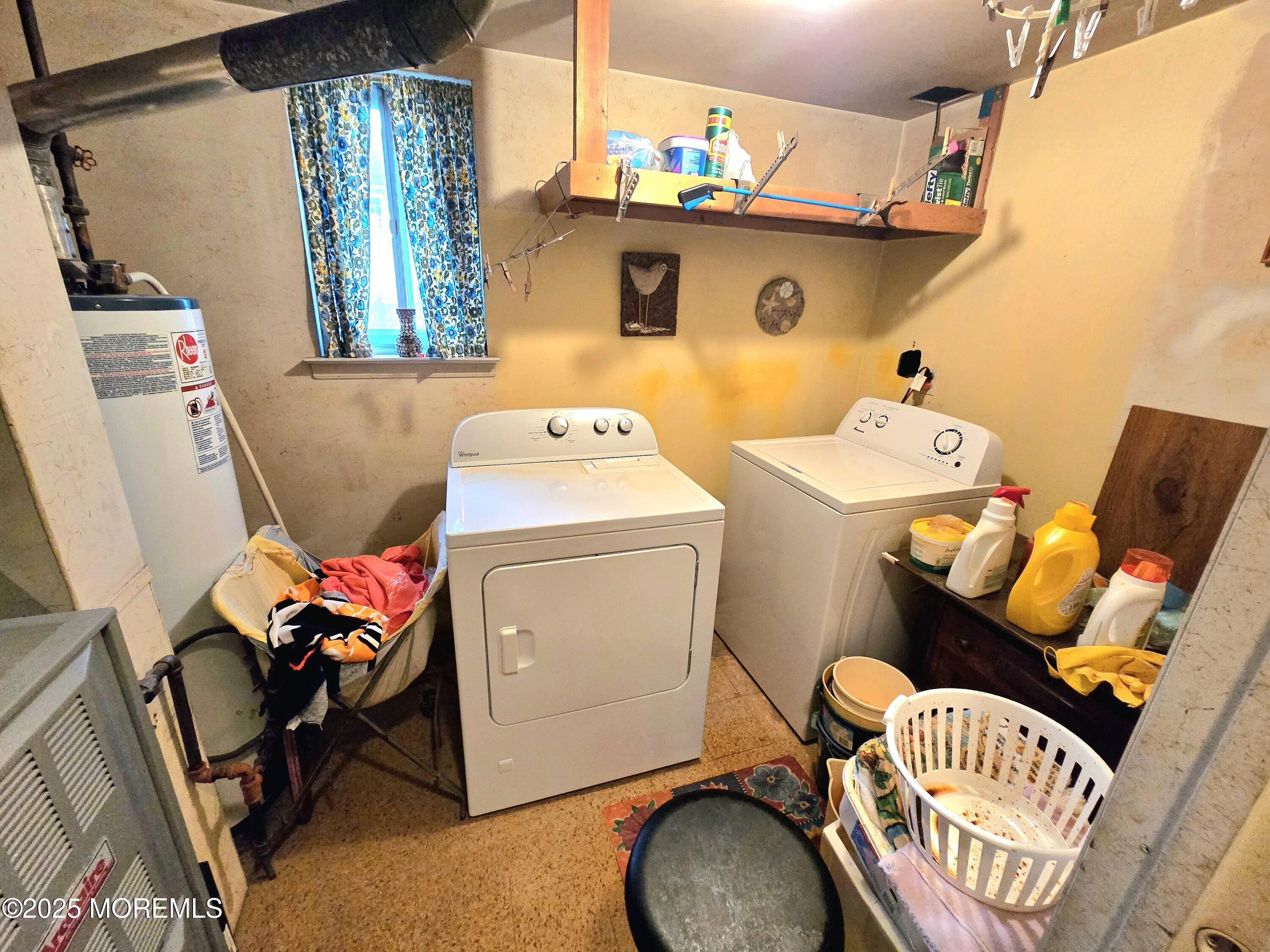 588 Pennsylvania Avenue Brick, NJ 08724 - Photo 28 of 30 a utility room with dryer and washer