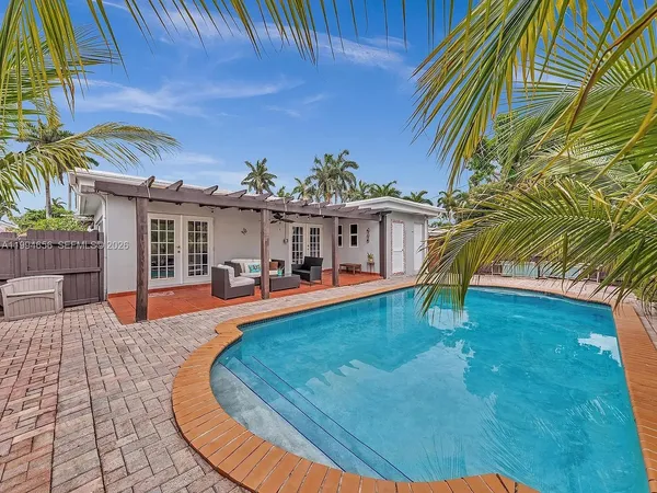 $4,950 | 1143 Lincoln Street, Hollywood, FL 33019