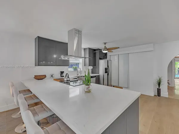 $4,950 | 1143 Lincoln Street, Hollywood, FL 33019