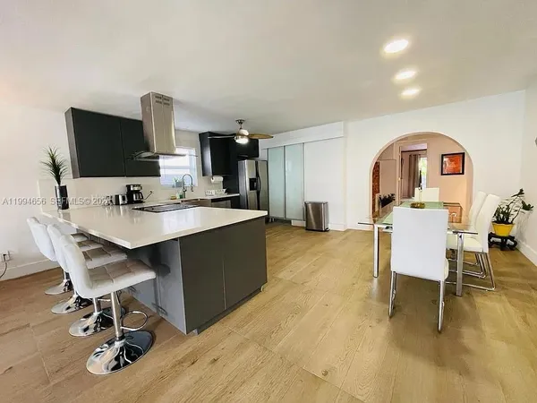 $4,950 | 1143 Lincoln Street, Hollywood, FL 33019