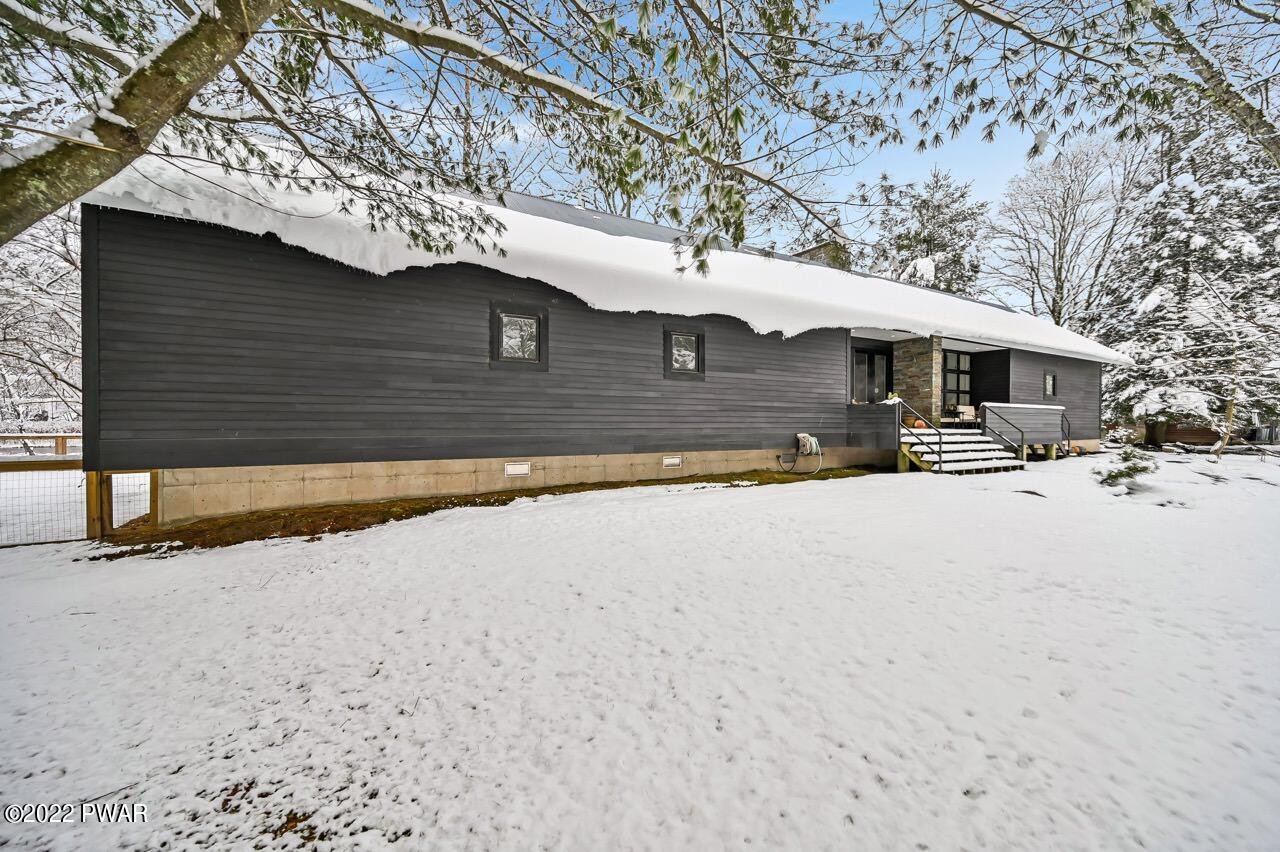 45 Tammany Flats Road Damascus, PA 18415 - Photo 64 of 73 a front view of a house with a yard