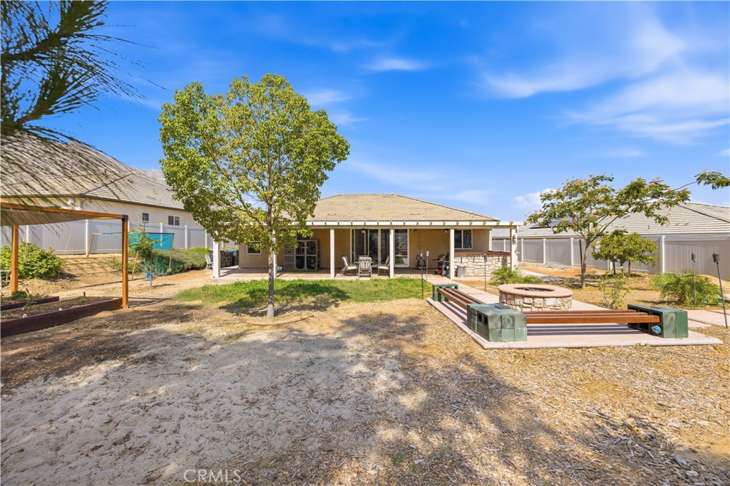 8188 Country Mile Lane Riverside, CA 92507 - Photo 34 of 37