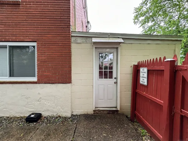 $2,250 | 12 North Taylor Avenue, Unit 28, Norwalk, CT 06854