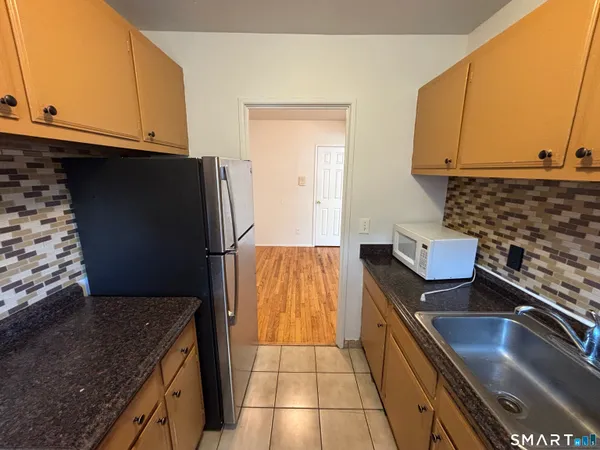 $2,250 | 12 North Taylor Avenue, Unit 28, Norwalk, CT 06854