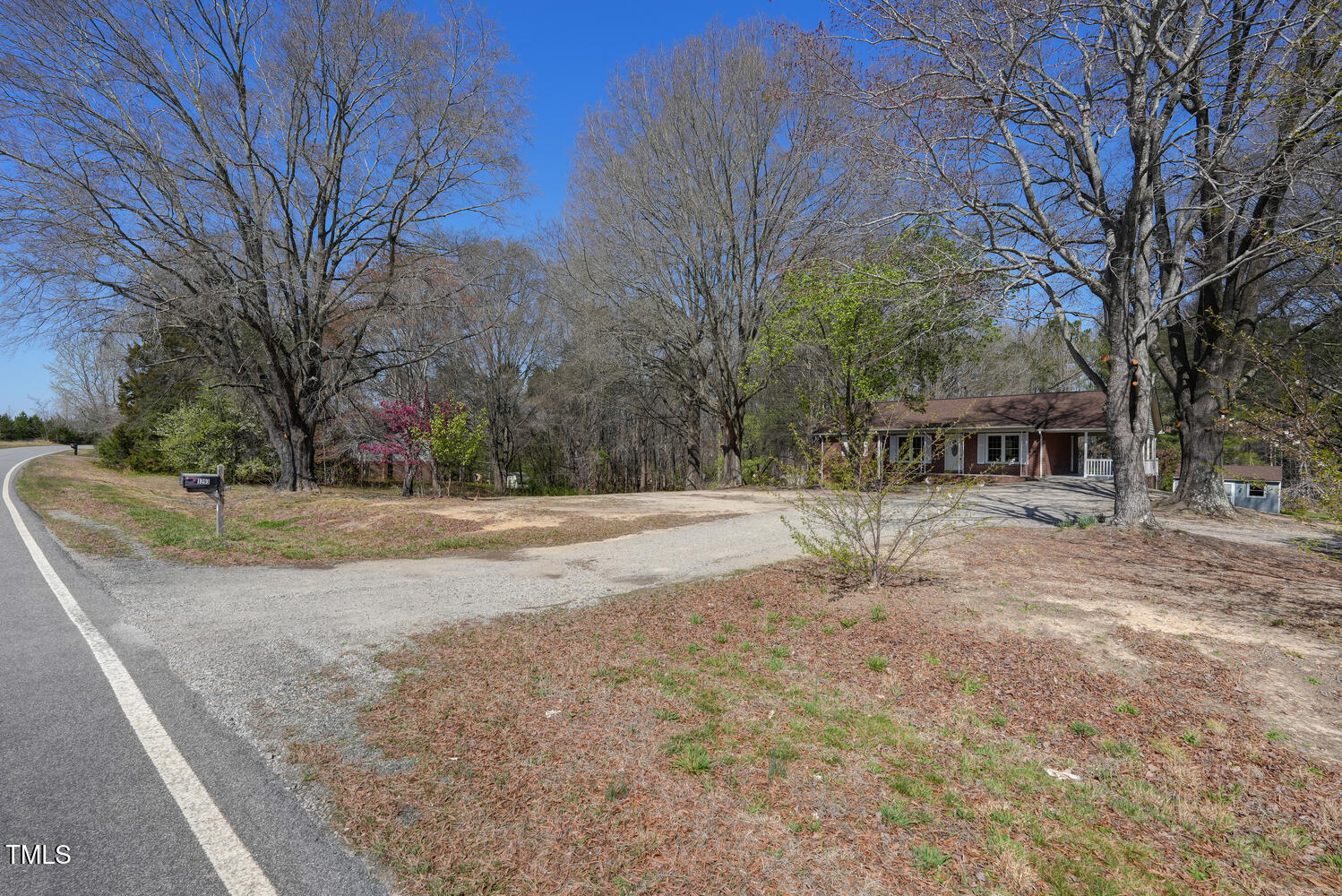 1293 Newnam Rd Pelham NC 27311-large-002