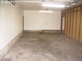 13463 Southeast Foster Road Portland, OR 97236 - Photo 18 of 18 Gallery Image 18